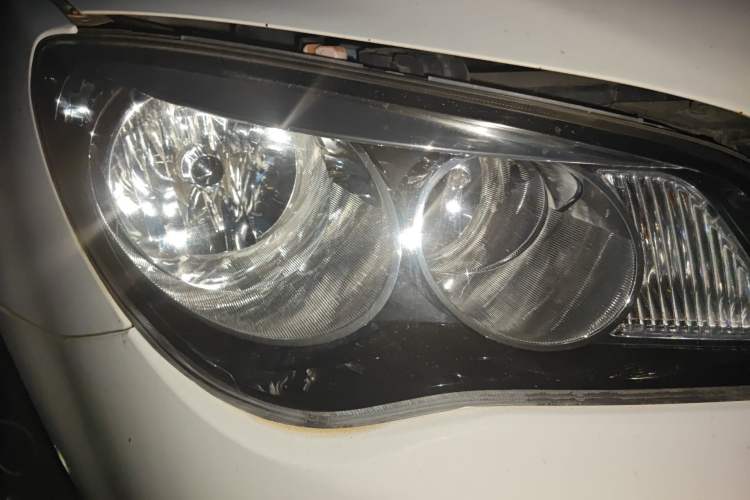 Used Roewe 350 2015 1.5L Manual Luxury Sunroof Edition Right Front Headlight