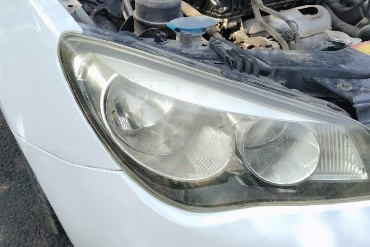 Used Roewe 350 2015 1.5L Automatic Luxury Sunroof Edition Right Front Headlight