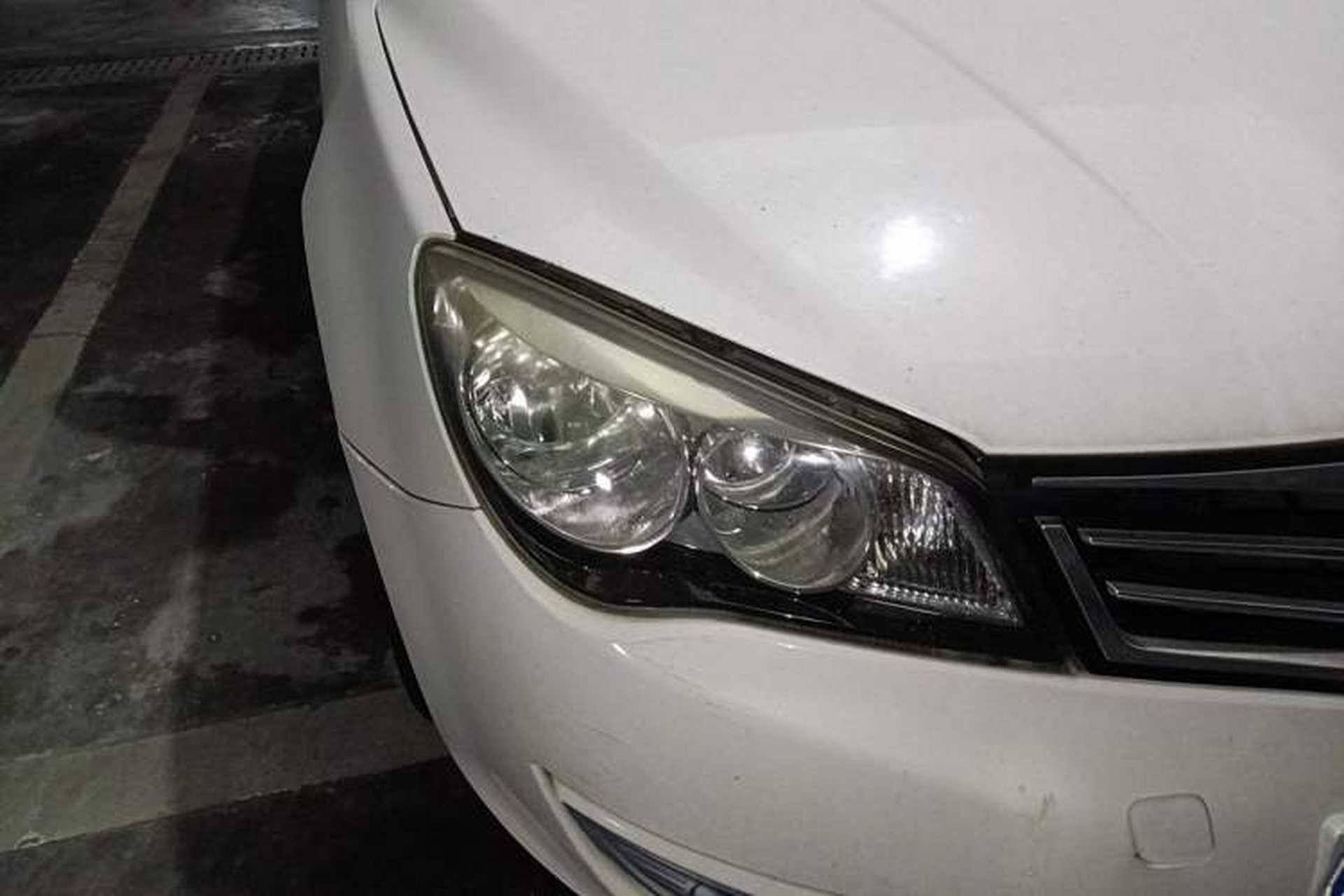 Used Roewe 350 2015 1.5L Automatic Luxury Sunroof Edition Right Front Headlight