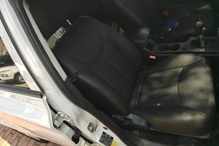Used Roewe 350 2015 1.5L Manual Luxury Sunroof Edition Right Front Seat