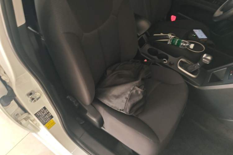Used Roewe 350 2015 1.5L Automatic Luxury Sunroof Edition Right Front Seat