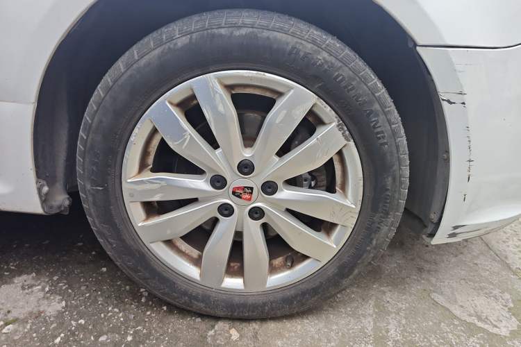 Used Roewe 350 2015 1.5L Automatic Luxury Sunroof Edition Right Front Wheel Hub