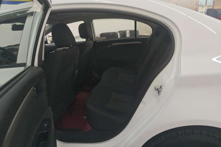 Used Roewe 350 2015 1.5L Automatic Luxury Sunroof Edition Right Rear Seat