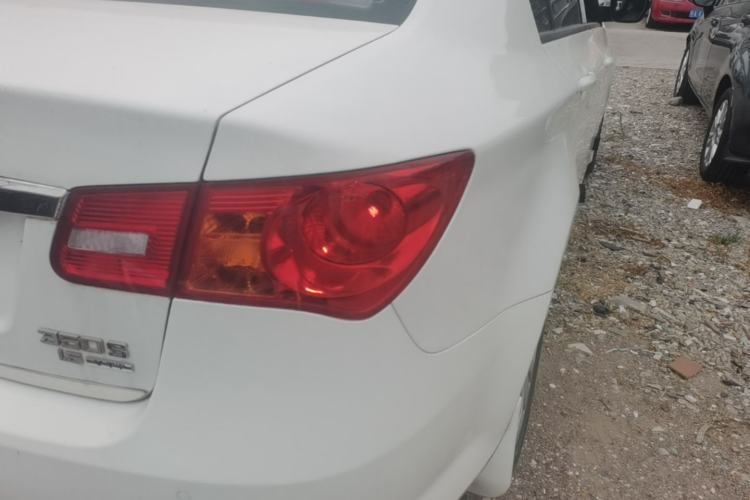 Used Roewe 350 2015 1.5L Manual Luxury Sunroof Edition Right Rear Taillight