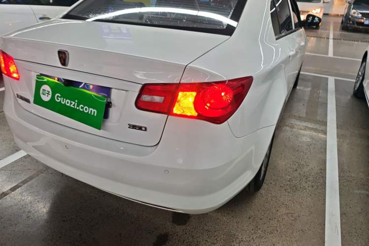 Used Roewe 350 2015 1.5L Manual Luxury Sunroof Edition Right Rear Taillight