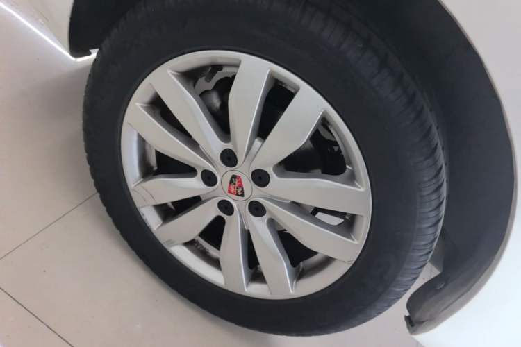 Used Roewe 350 2015 1.5L Automatic Luxury Sunroof Edition Right Rear Wheel Hub