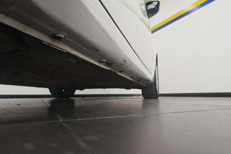 Used Roewe 350 2015 1.5L Automatic Luxury Sunroof Edition Right Side Sill