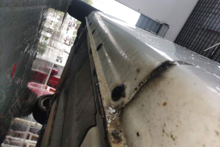 Used Roewe 350 2015 1.5L Automatic Luxury Sunroof Edition Right Side Sill