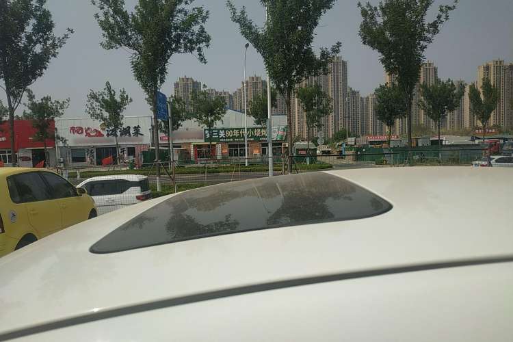 Used Roewe 350 2015 1.5L Manual Luxury Sunroof Edition Roof
