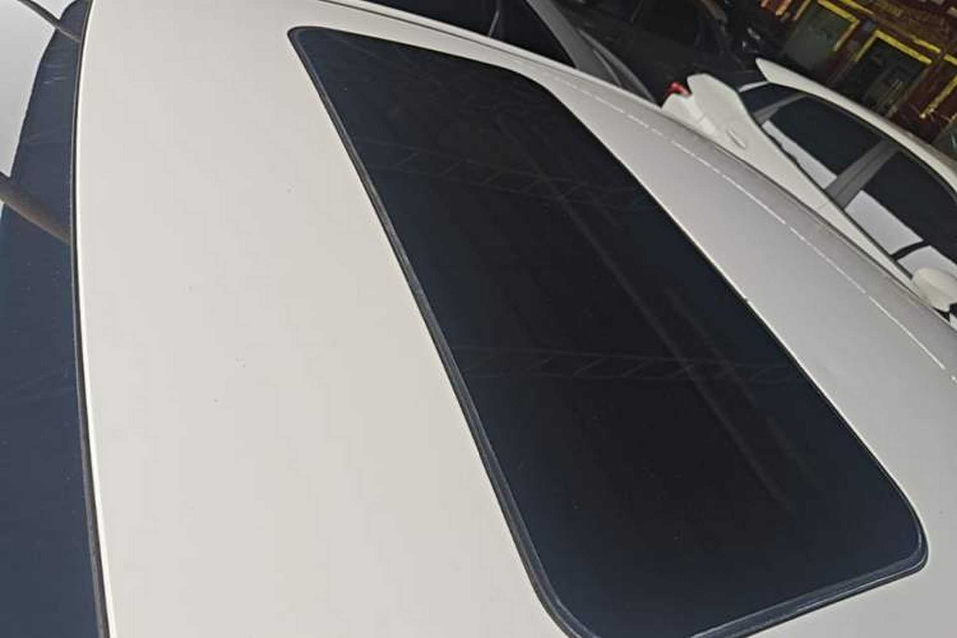 Used Roewe 350 2015 1.5L Manual Luxury Sunroof Edition Roof