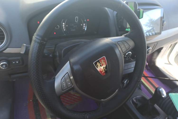 Used Roewe 350 2015 1.5L Manual Luxury Sunroof Edition Steering Wheel