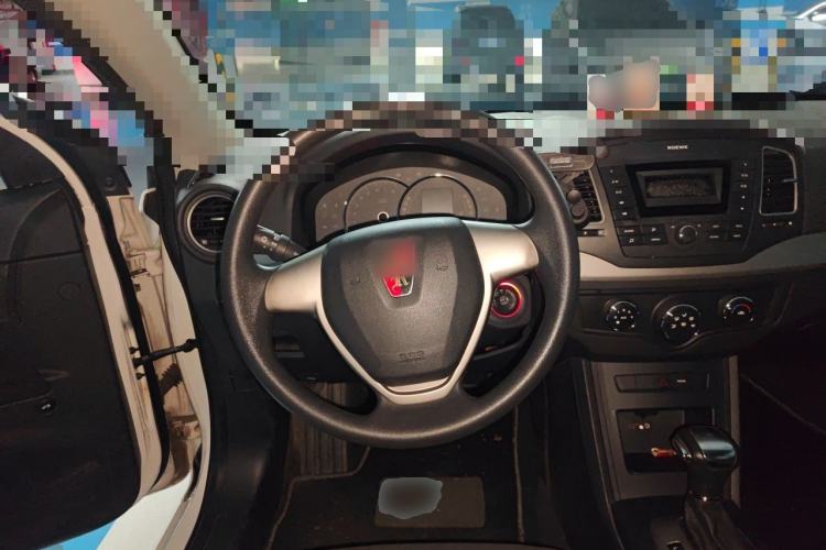 Used Roewe 350 2015 1.5L Automatic Luxury Sunroof Edition Steering Wheel