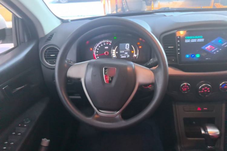 Used Roewe 350 2015 1.5L Automatic Luxury Sunroof Edition Steering Wheel