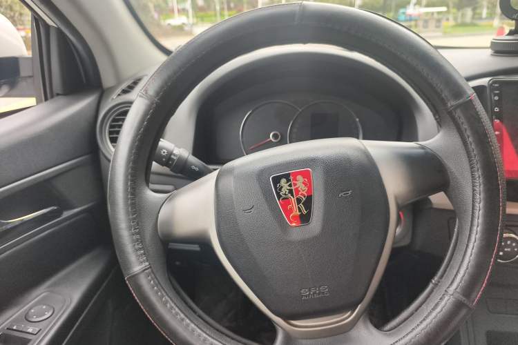 Used Roewe 350 2015 1.5L Automatic Luxury Sunroof Edition Steering Wheel