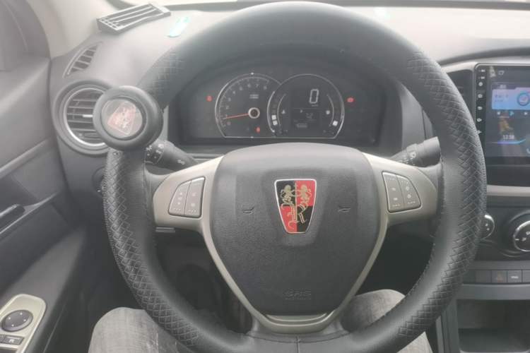 Used Roewe 350 2015 1.5L Manual Luxury Sunroof Edition Steering Wheel