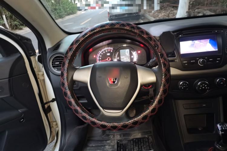 Used Roewe 350 2015 1.5L Manual Luxury Sunroof Edition Steering Wheel