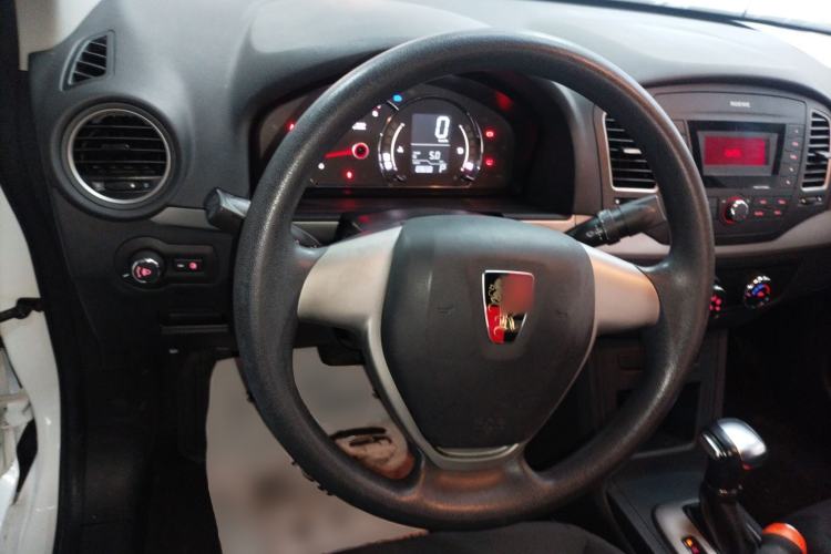 Used Roewe 350 2015 1.5L Automatic Luxury Sunroof Edition Steering Wheel
