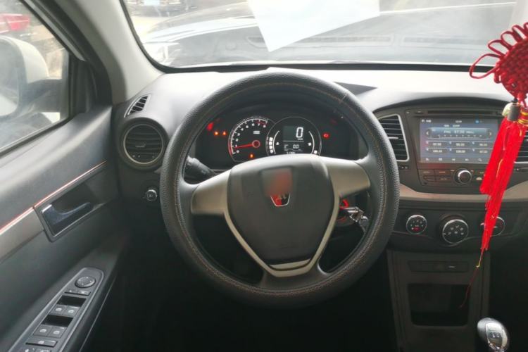 Used Roewe 350 2015 1.5L Manual Luxury Sunroof Edition Steering Wheel