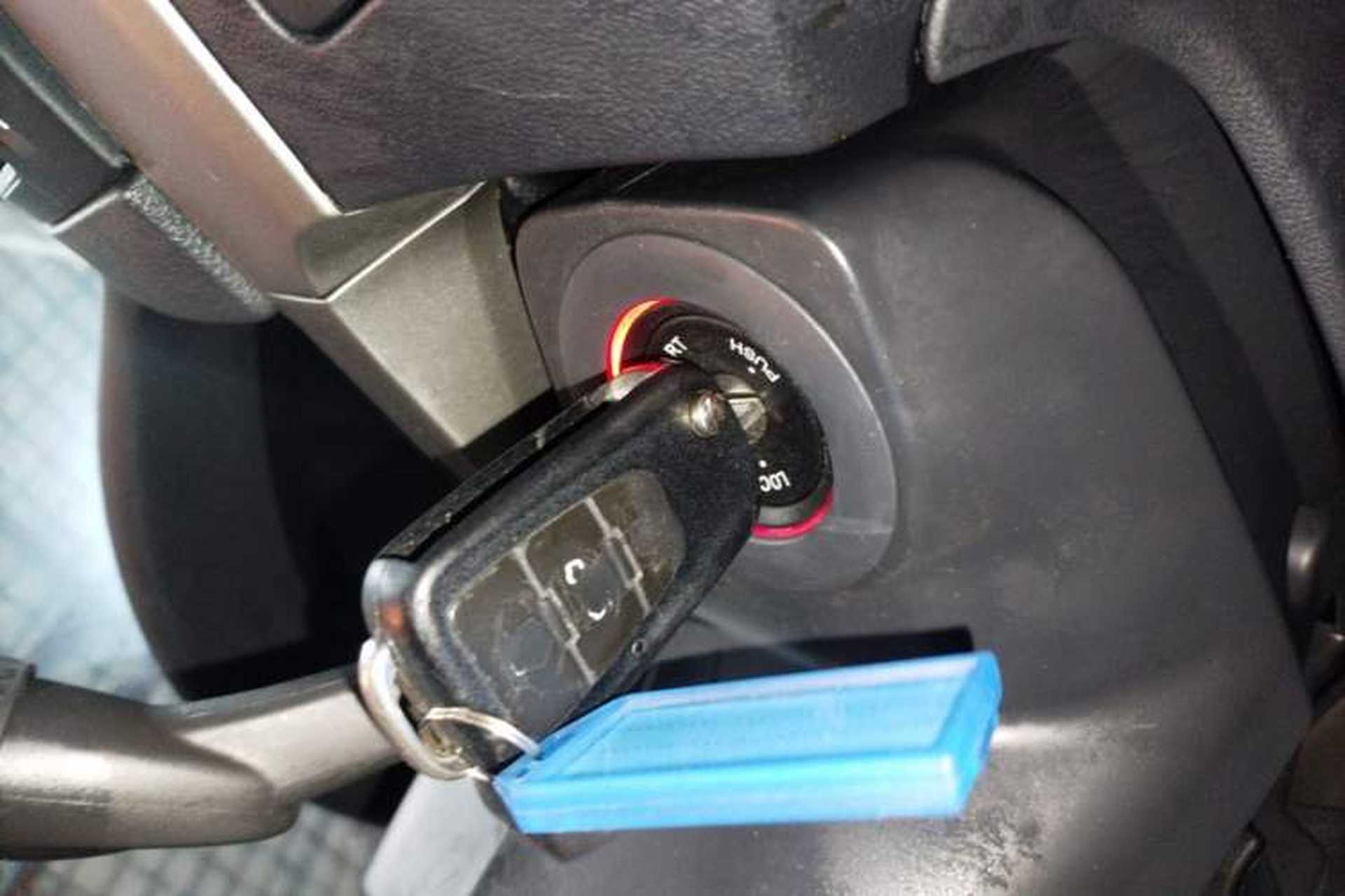 Used Roewe 350 2015 1.5L Automatic Luxury Sunroof Edition Vehicle Key