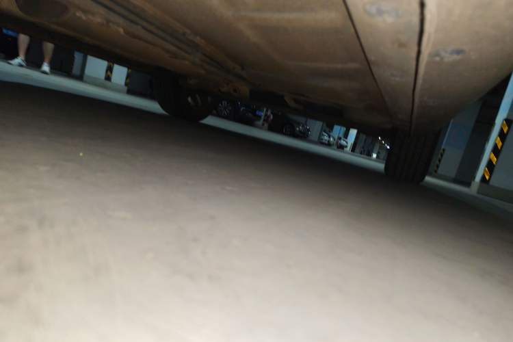 Used Roewe 350 2015 1.5L Manual Luxury Sunroof Edition Chassis Front Left