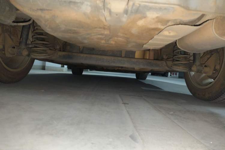 Used Roewe 350 2015 1.5L Manual Luxury Sunroof Edition Chassis Rear