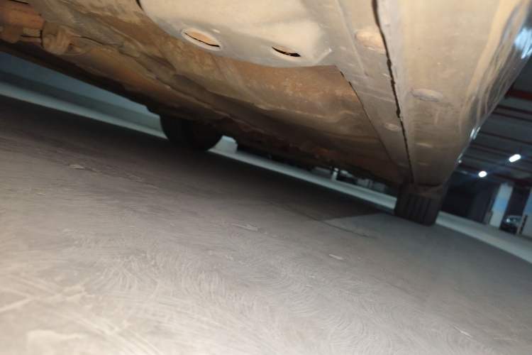 Used Roewe 350 2015 1.5L Manual Luxury Sunroof Edition Chassis Rear Right