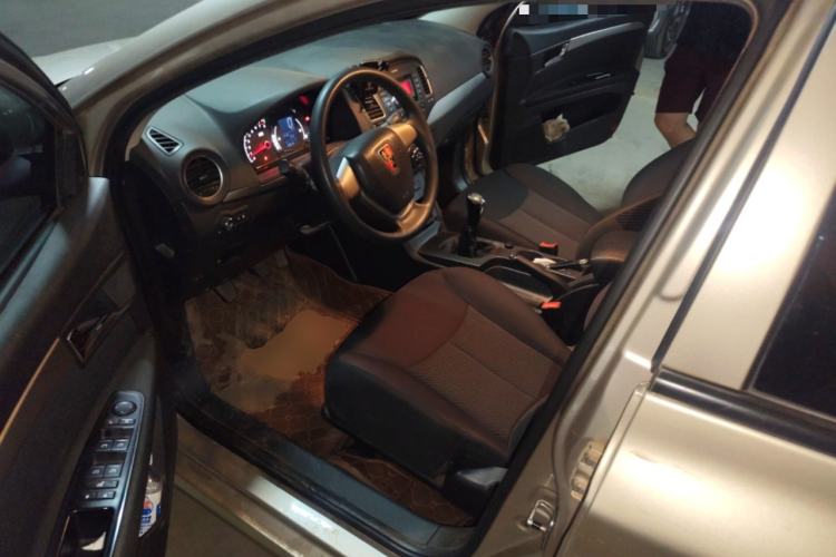 Used Roewe 350 2015 1.5L Manual Luxury Sunroof Edition Driver Seat