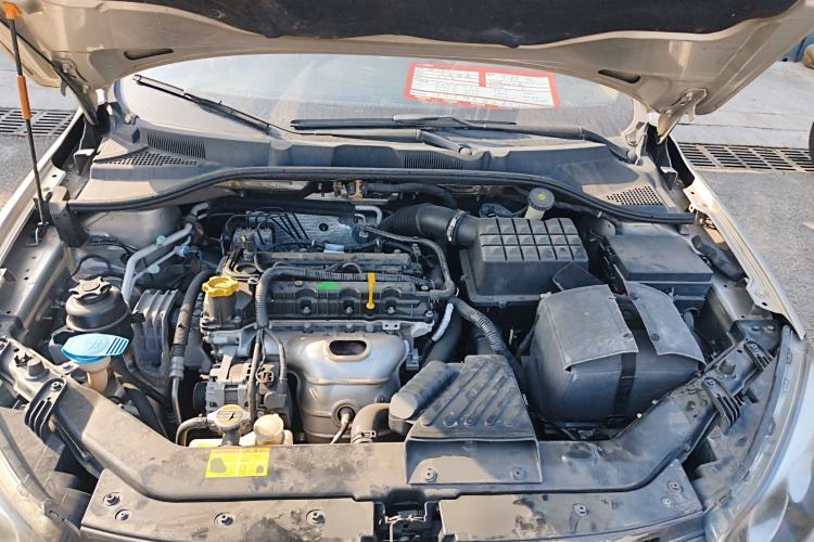 Used Roewe 350 2015 1.5L Manual Luxury Sunroof Edition Engine Bay