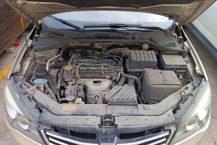 Used Roewe 350 2015 1.5L Automatic Luxury Sunroof Edition Engine Bay