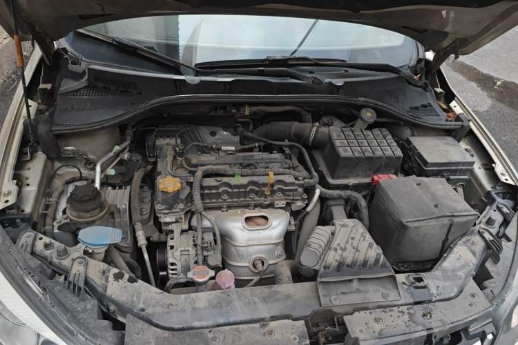 Used Roewe 350 2015 1.5L Manual Luxury Sunroof Edition Engine Bay