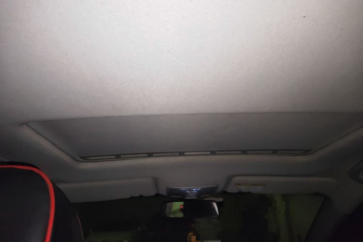 Used Roewe 350 2015 1.5L Automatic Luxury Sunroof Edition Headliner