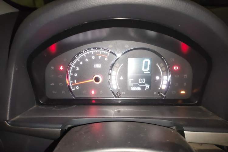 Used Roewe 350 2015 1.5L Automatic Luxury Sunroof Edition Instrument Cluster