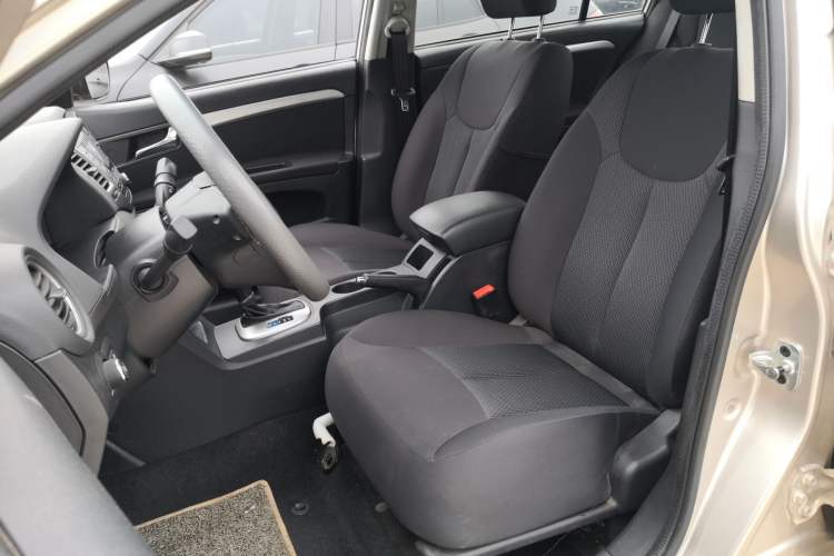 Used Roewe 350 2015 1.5L Automatic Luxury Sunroof Edition Left Front Seat