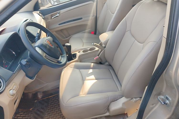 Used Roewe 350 2015 1.5L Manual Luxury Sunroof Edition Left Front Seat