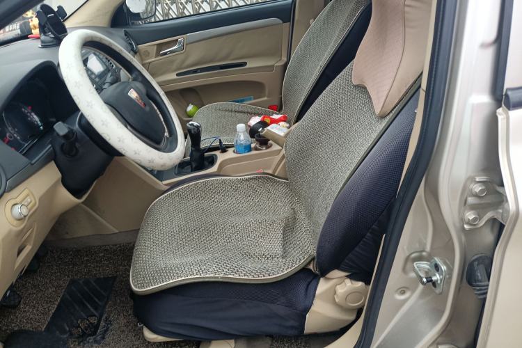 Used Roewe 350 2015 1.5L Manual Luxury Sunroof Edition Left Front Seat