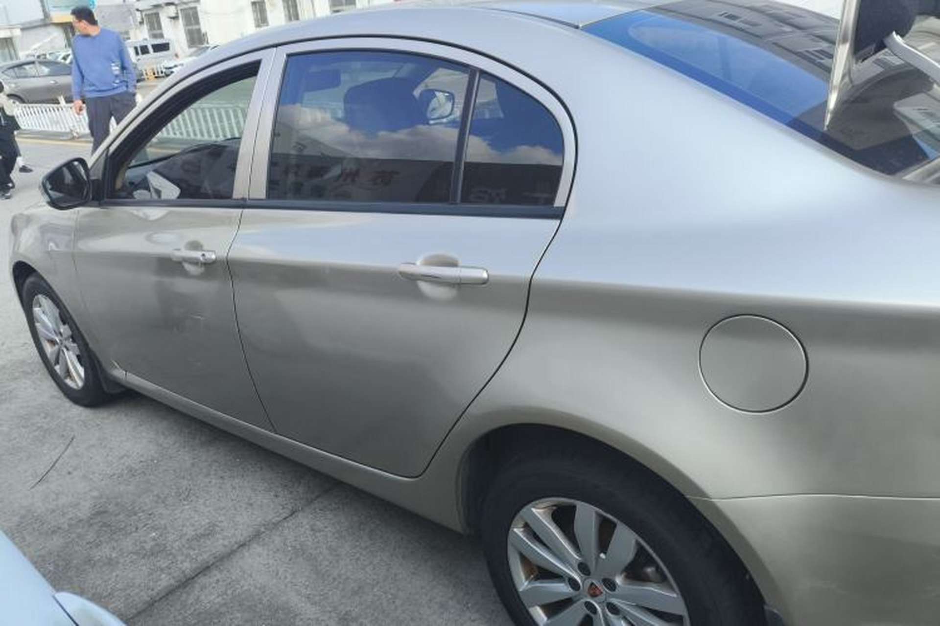Used Roewe 350 2015 1.5L Automatic Luxury Sunroof Edition Left Side