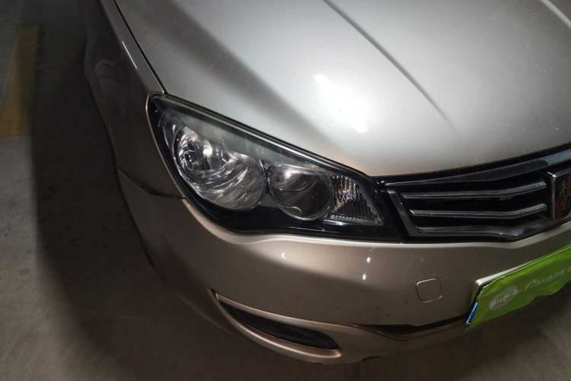 Used Roewe 350 2015 1.5L Manual Luxury Sunroof Edition Right Front Headlight