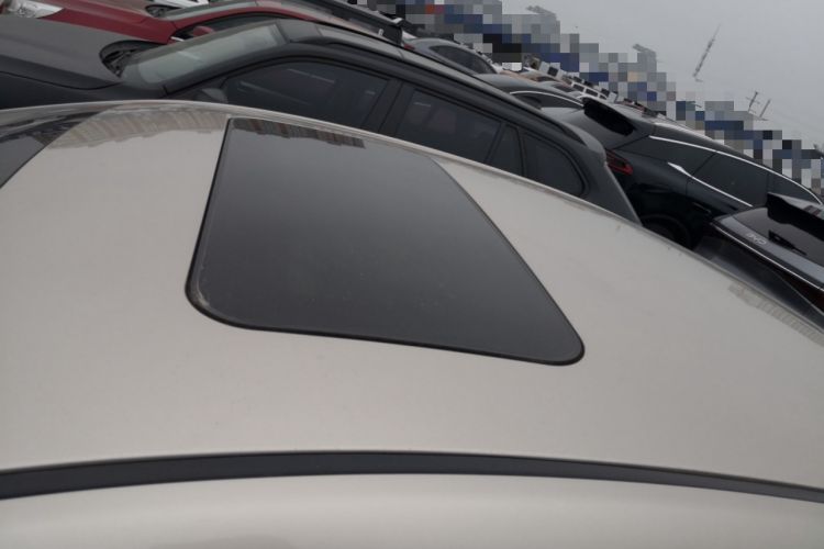 Used Roewe 350 2015 1.5L Automatic Luxury Sunroof Edition Roof