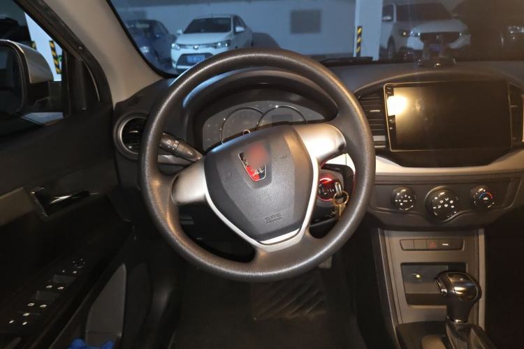 Used Roewe 350 2015 1.5L Automatic Luxury Sunroof Edition Steering Wheel