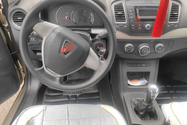 Used Roewe 350 2015 1.5L Manual Luxury Sunroof Edition Steering Wheel