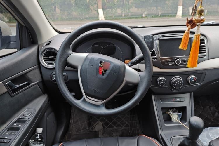 Used Roewe 350 2015 1.5L Manual Luxury Sunroof Edition Steering Wheel