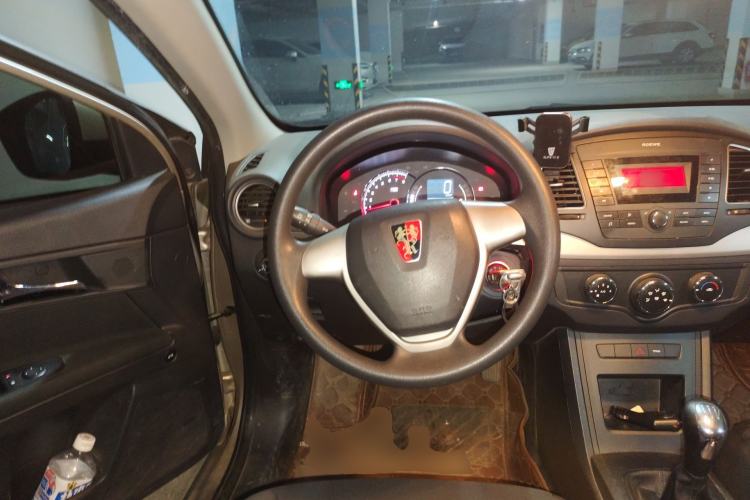 Used Roewe 350 2015 1.5L Manual Luxury Sunroof Edition Steering Wheel