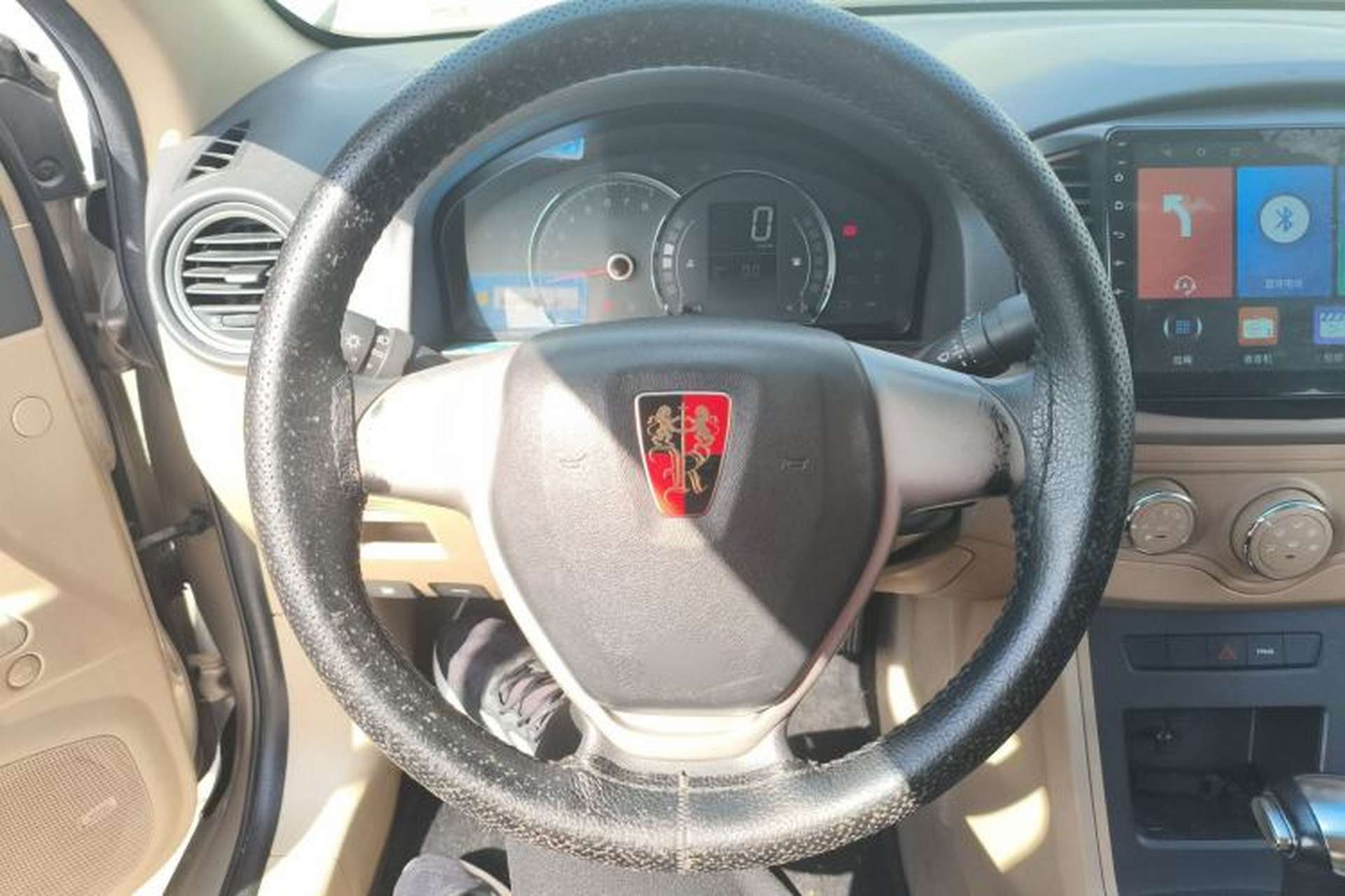 Used Roewe 350 2015 1.5L Automatic Luxury Sunroof Edition Steering Wheel