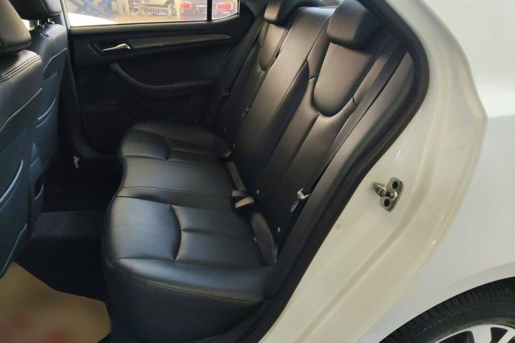 Used Roewe 360 2017 1.5L Automatic Luxury Edition Left Rear Seat