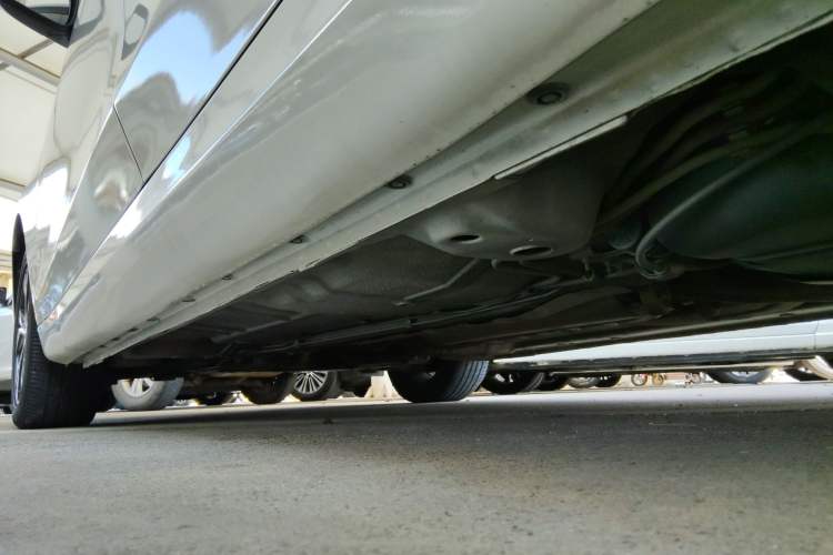 Used Roewe 360 2017 1.5L Automatic Luxury Edition Left Side Sill