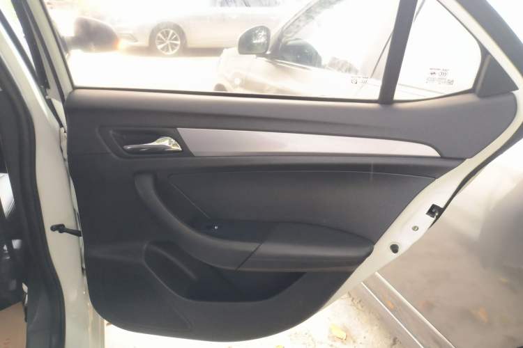 Used Roewe 360 2018 PLUS 1.5L Automatic Luxury Edition Right Rear Door Interior