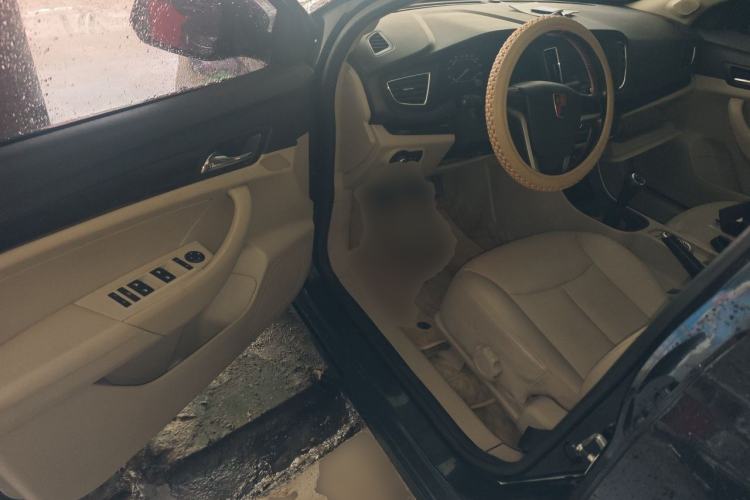 Used Roewe 360 2015 1.5L Manual Luxury Edition Driver Seat