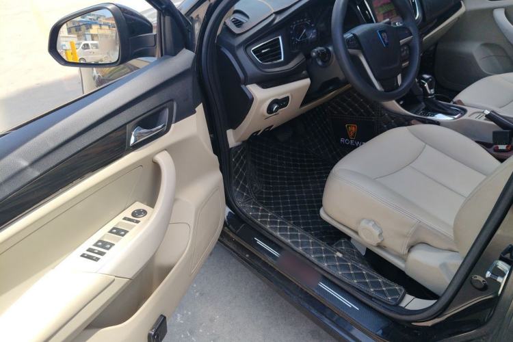 Used Roewe 360 2015 1.5L Automatic Luxury Edition Driver Seat