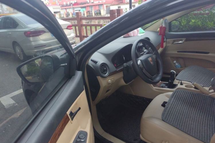 Used Roewe 360 2015 1.5L Manual Elite Edition Driver Seat