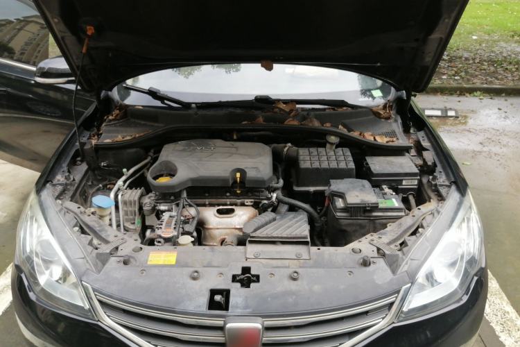 Used Roewe 360 2015 1.5L Automatic Luxury Edition Engine Bay